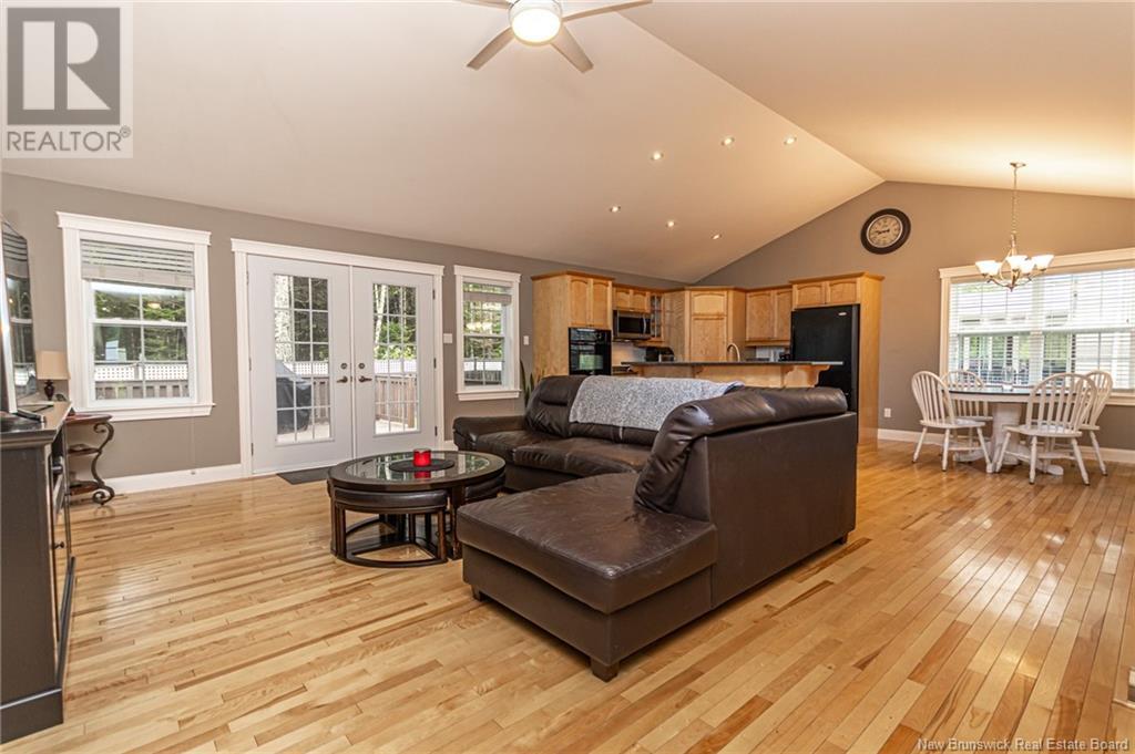 175 Peters Drive, Fredericton, New Brunswick  E3A 0G7 - Photo 11 - NB122358