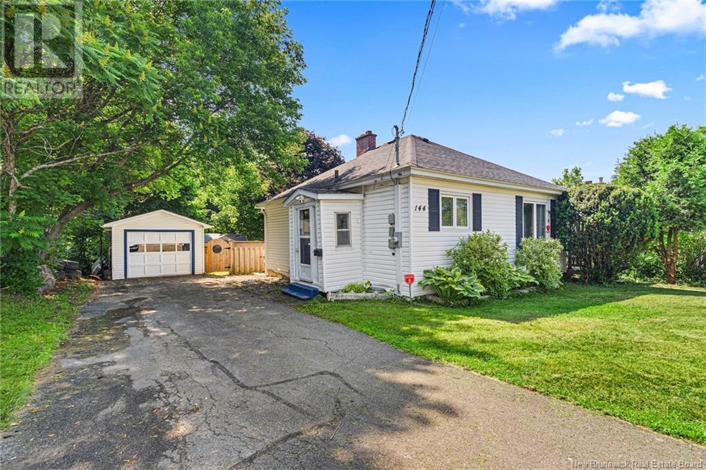 144 Friel Street, Fredericton, New Brunswick  E3A 2P4 - Photo 2 - NB122414