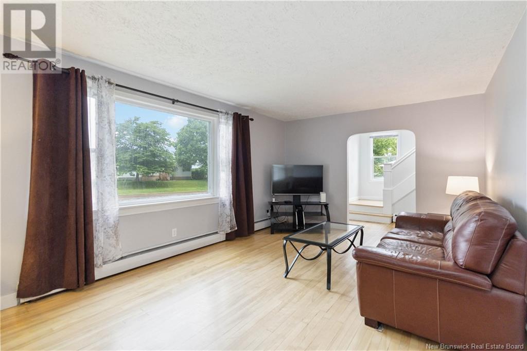 75 Ellerdale Avenue, Moncton, New Brunswick  E1A 3M8 - Photo 4 - NB122434