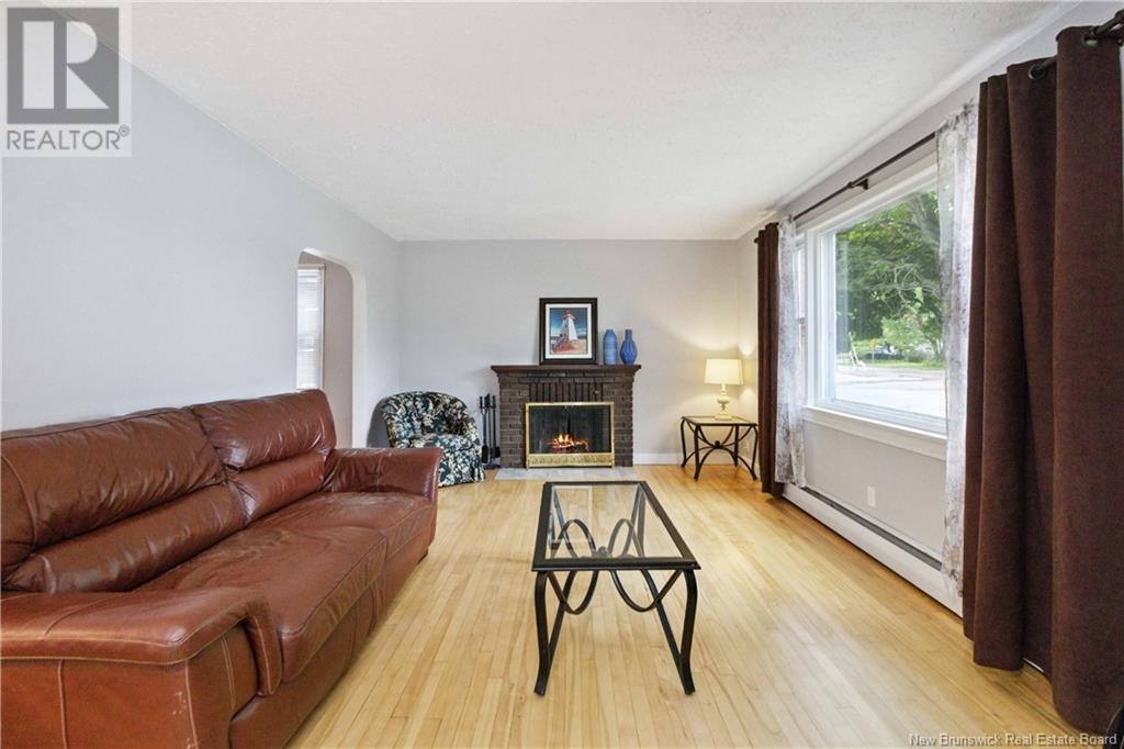 75 Ellerdale Avenue, Moncton, New Brunswick  E1A 3M8 - Photo 8 - NB122434