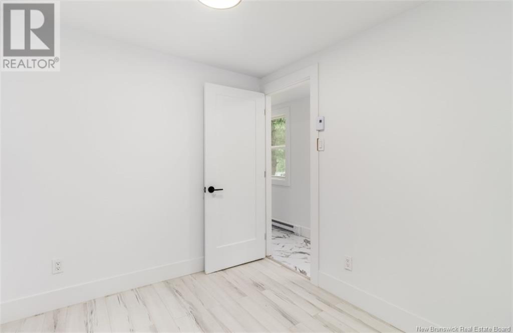 196 Hedgeview Drive, Fredericton, New Brunswick  E3B 6S4 - Photo 23 - NB122417