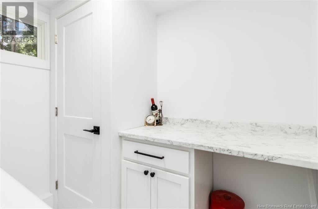 196 Hedgeview Drive, Fredericton, New Brunswick  E3B 6S4 - Photo 25 - NB122417