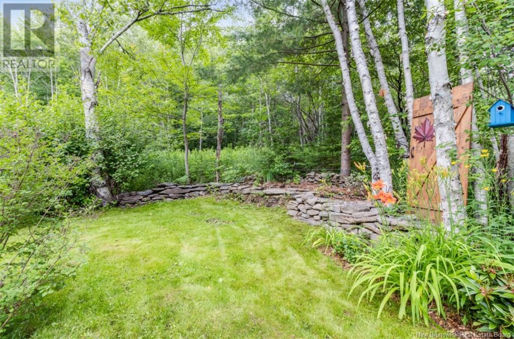 196 Hedgeview Drive, Fredericton, New Brunswick  E3B 6S4 - Photo 29 - NB122417