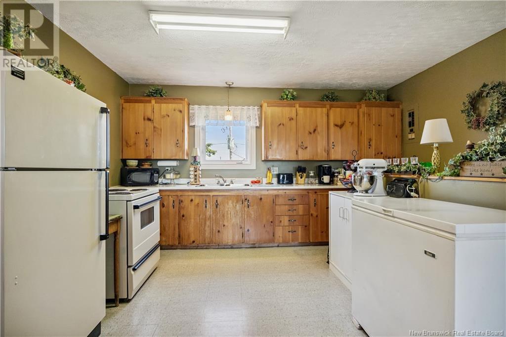 1882 Champlain, Dieppe, New Brunswick  E1A 7J2 - Photo 20 - NB122590