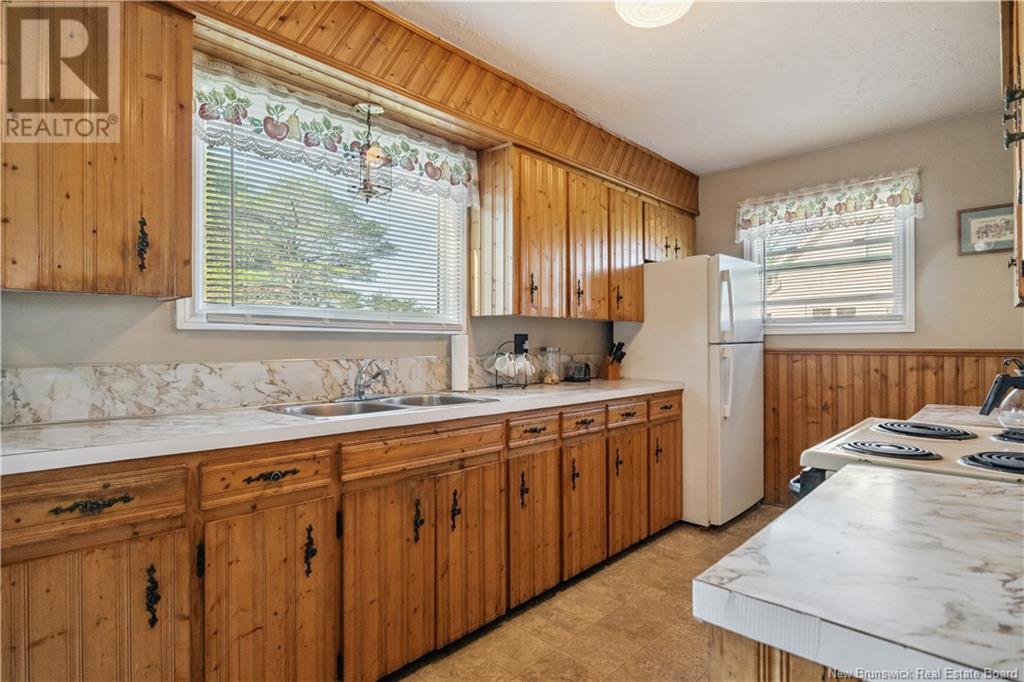 1882 Champlain, Dieppe, New Brunswick  E1A 7J2 - Photo 8 - NB122590