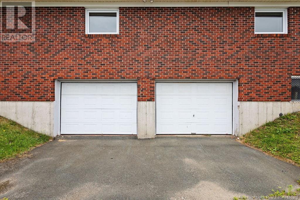 35 University Avenue, Miramichi, New Brunswick  E1N 3A8 - Photo 6 - NB121916