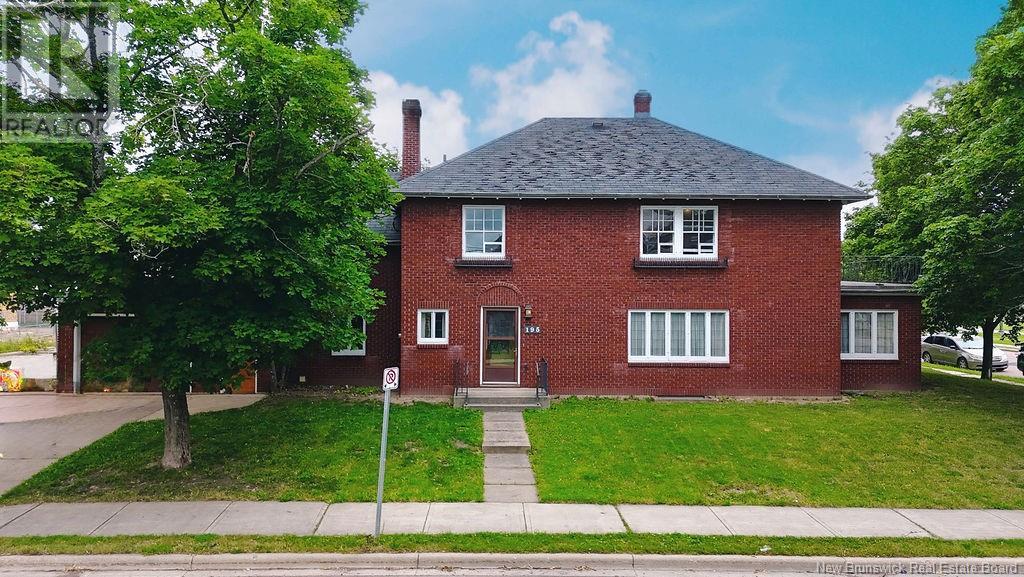 195 Park Street, Moncton, New Brunswick  E1C 2B7 - Photo 2 - NB120936