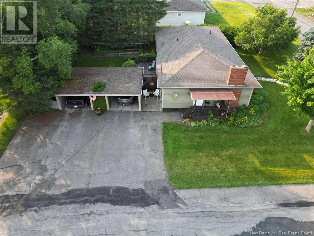 159 High Street, Grand-Sault/grand Falls, New Brunswick  E3Z 2T7 - Photo 3 - NB122617