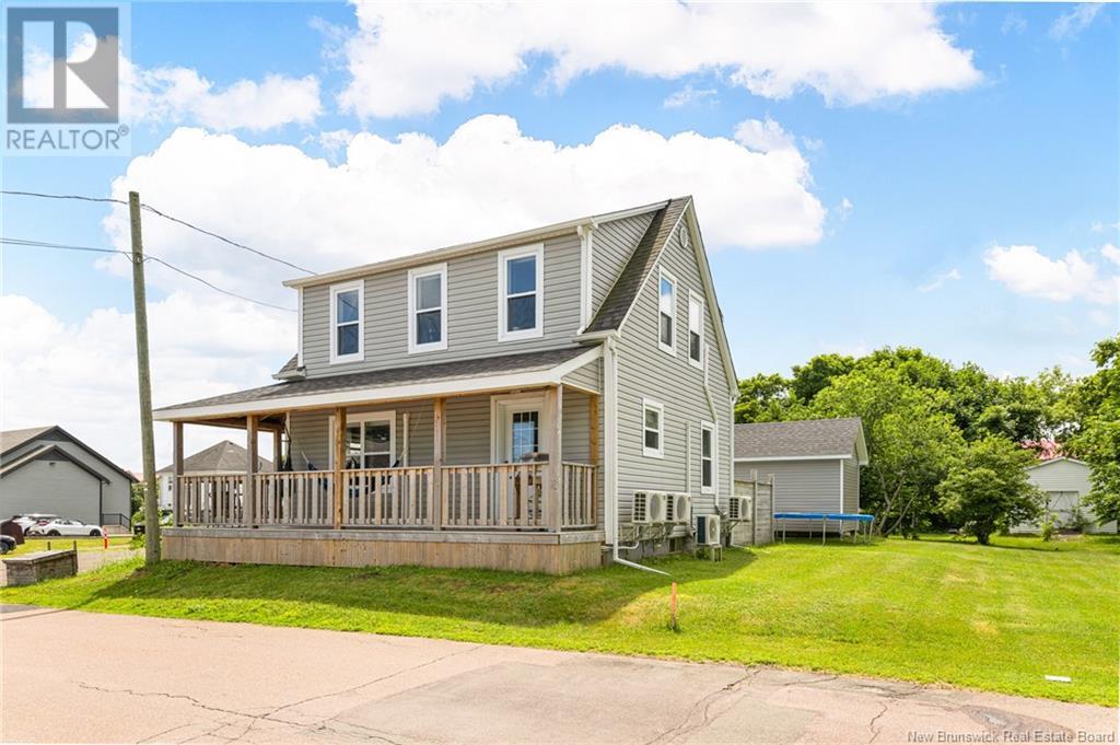 8 Maillet, Bouctouche, New Brunswick  E4S 3N9 - Photo 3 - NB122657