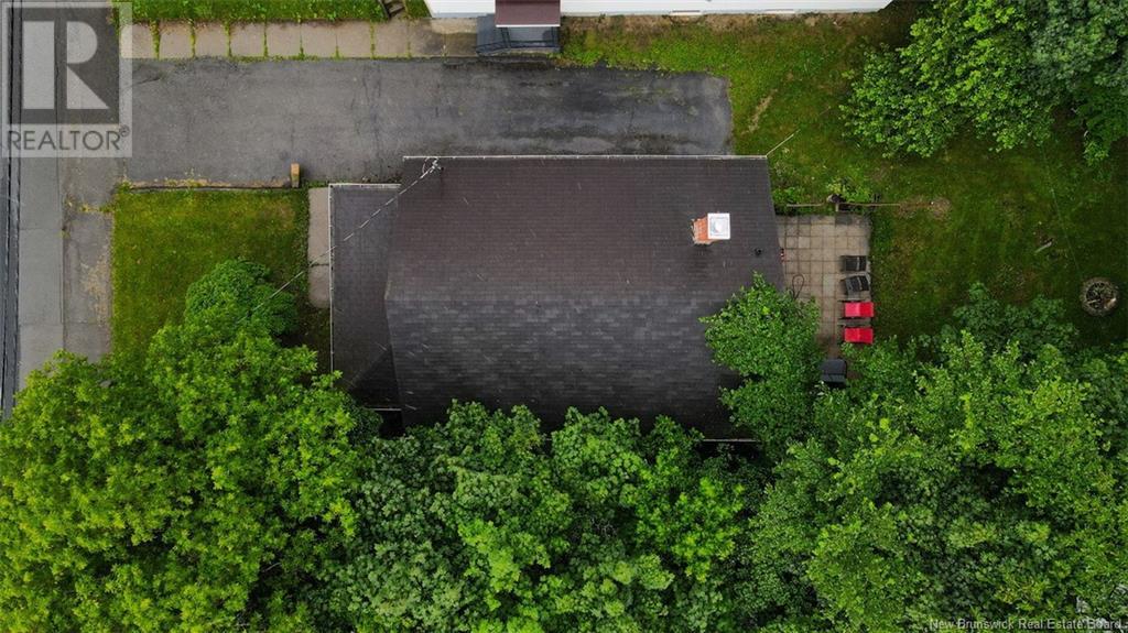 29 St-Jean Avenue, Edmundston, New Brunswick  E3V 1C7 - Photo 18 - NB122673
