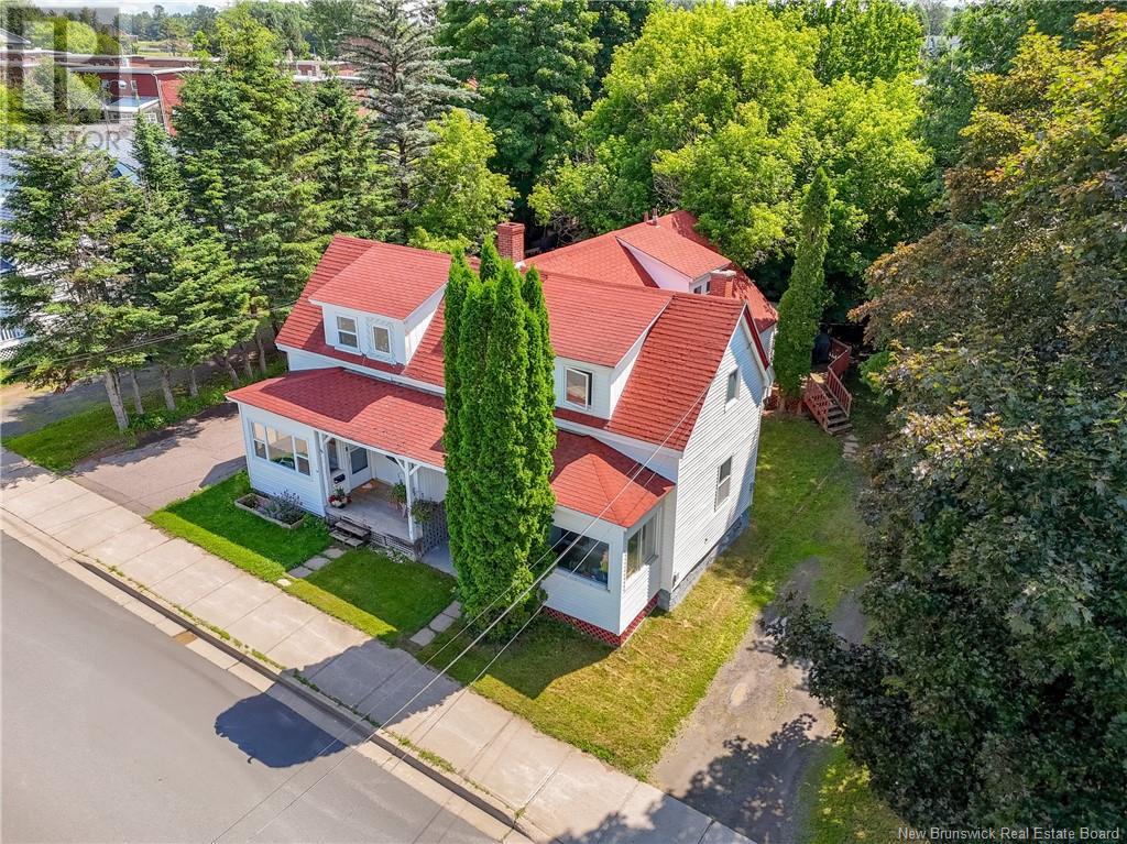 14 River Street, Fredericton, New Brunswick  E3A 4L6 - Photo 2 - NB122553