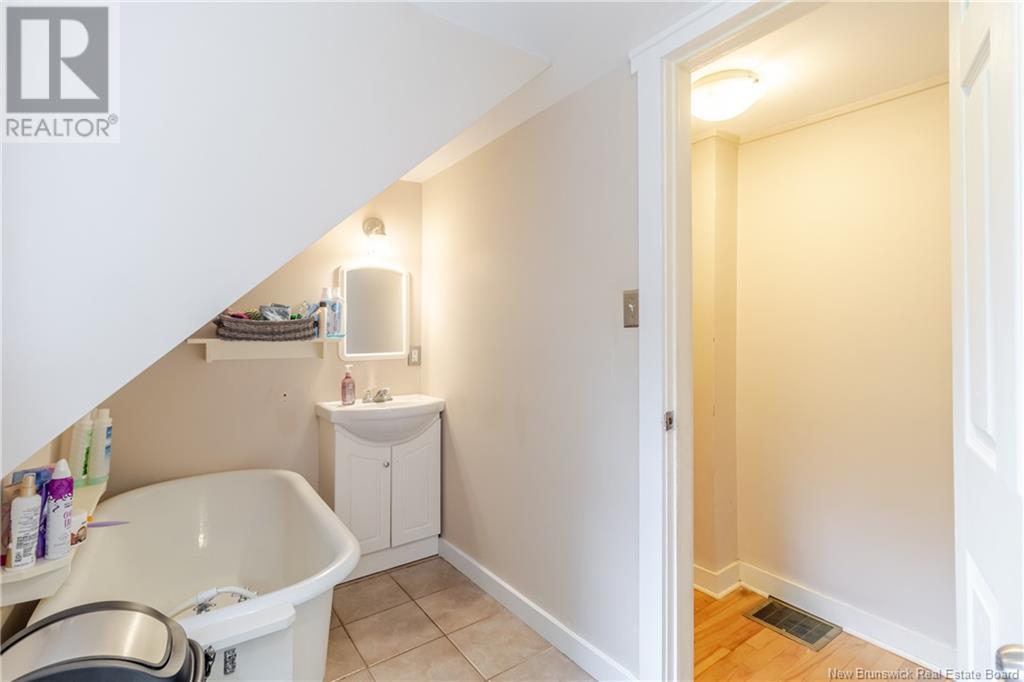 14 River Street, Fredericton, New Brunswick  E3A 4L6 - Photo 23 - NB122553