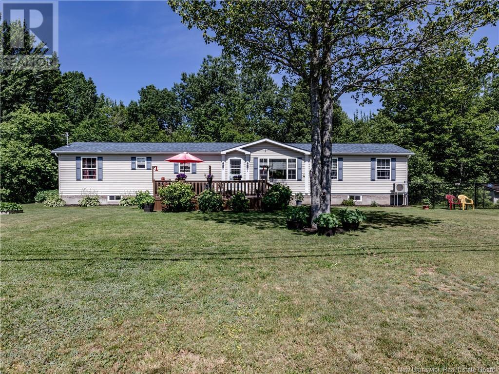14 Mcintosh Hill Rd, Bouctouche, New Brunswick  E4S 4K6 - Photo 3 - NB122646