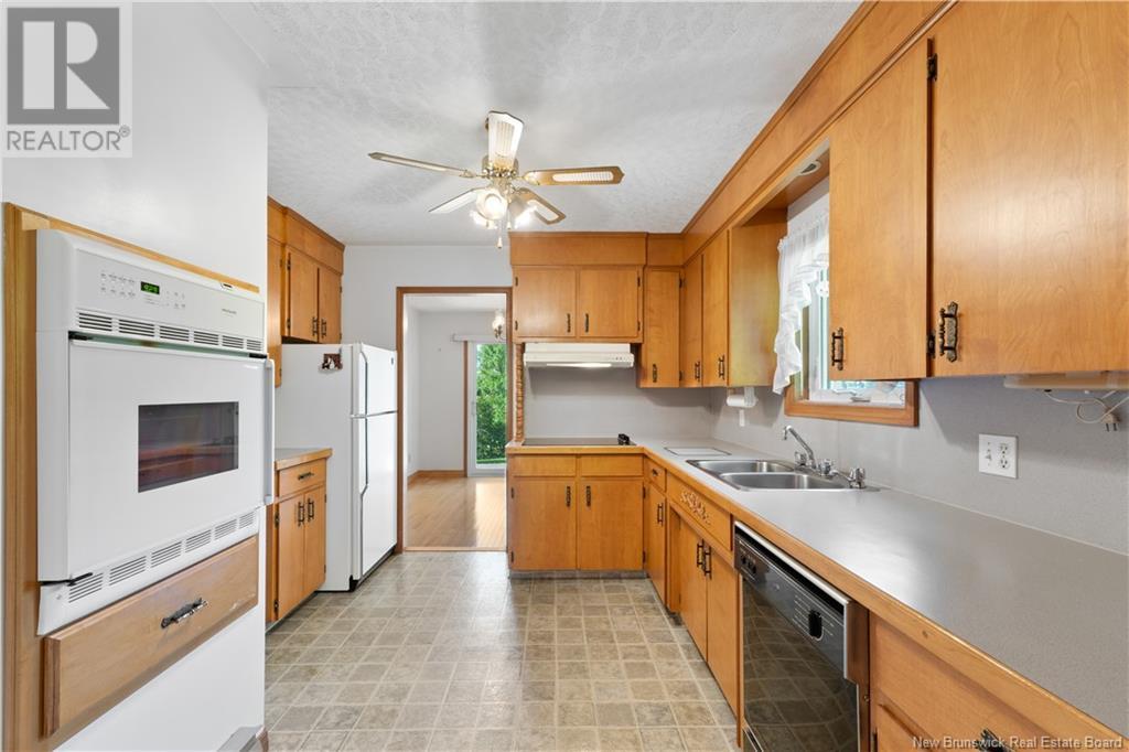 15 Sunshine Gardens Avenue, Sussex, New Brunswick  E4E 2E3 - Photo 15 - NB122344