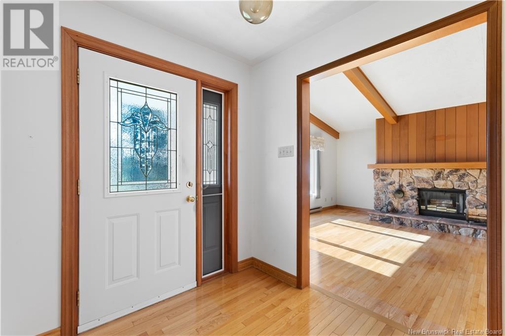 15 Sunshine Gardens Avenue, Sussex, New Brunswick  E4E 2E3 - Photo 4 - NB122344