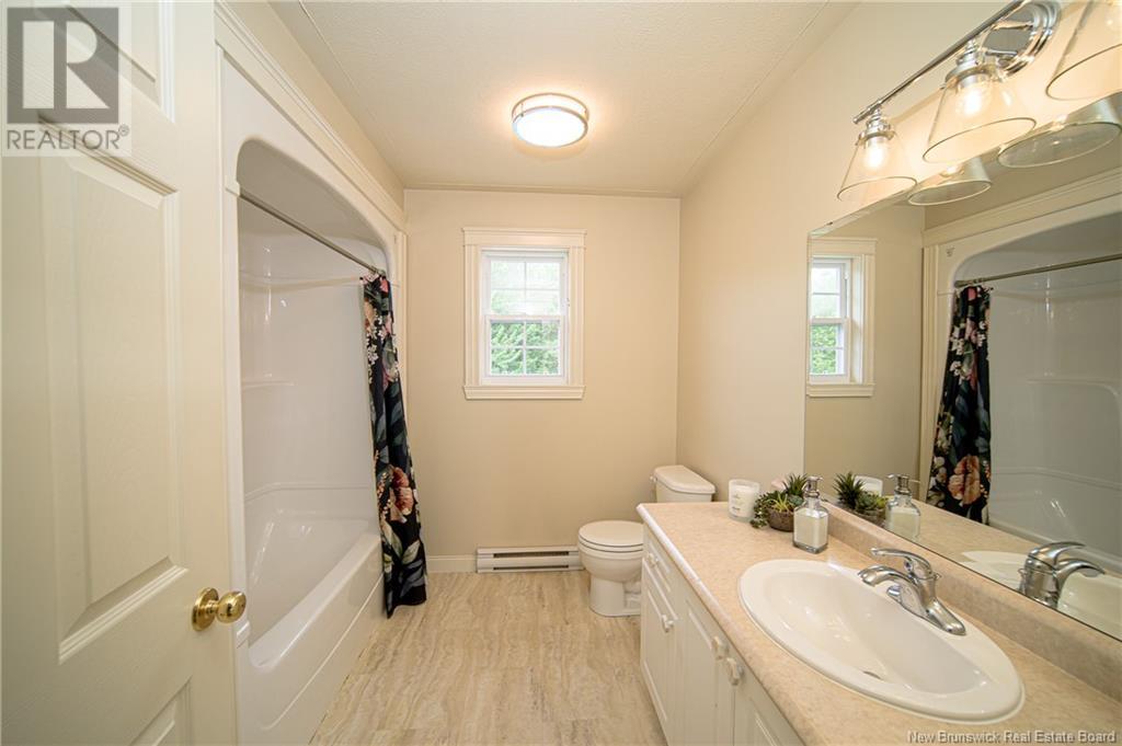 20 Bliss Carman Drive, Fredericton, New Brunswick  E3B 9P4 - Photo 16 - NB122704