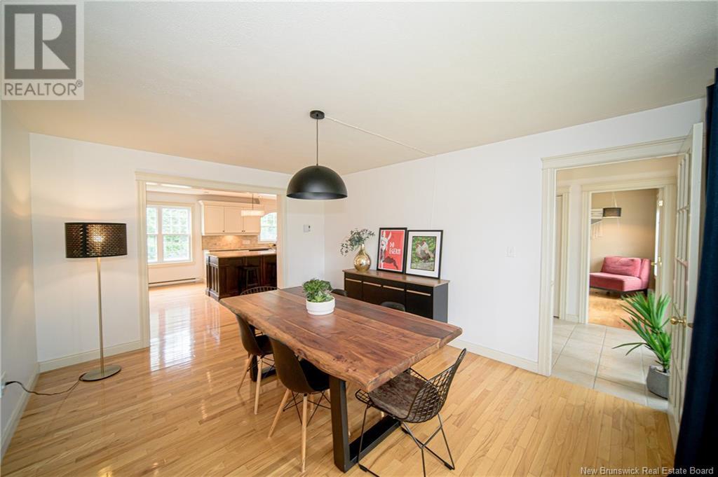 20 Bliss Carman Drive, Fredericton, New Brunswick  E3B 9P4 - Photo 5 - NB122704