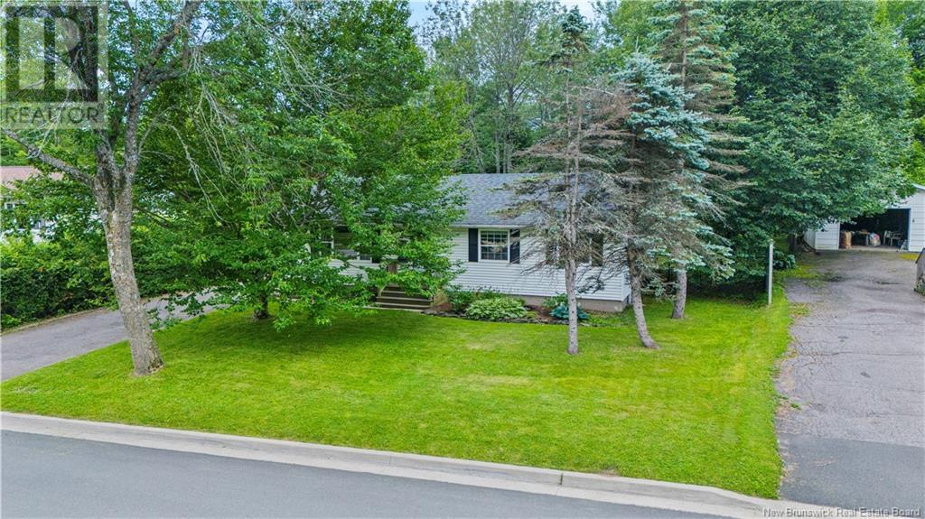 50 Nottingham Street, Fredericton, New Brunswick  E3B 4W7 - Photo 3 - NB122719