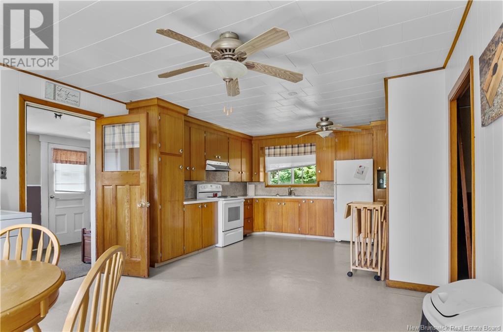 676 Otis Drive, Nackawic, New Brunswick  E6G 1H1 - Photo 13 - NB122738