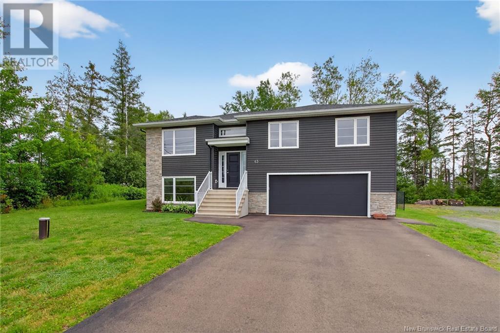43 Briarcroft Street, Salisbury, New Brunswick  E4J 2A8 - Photo 3 - NB122723