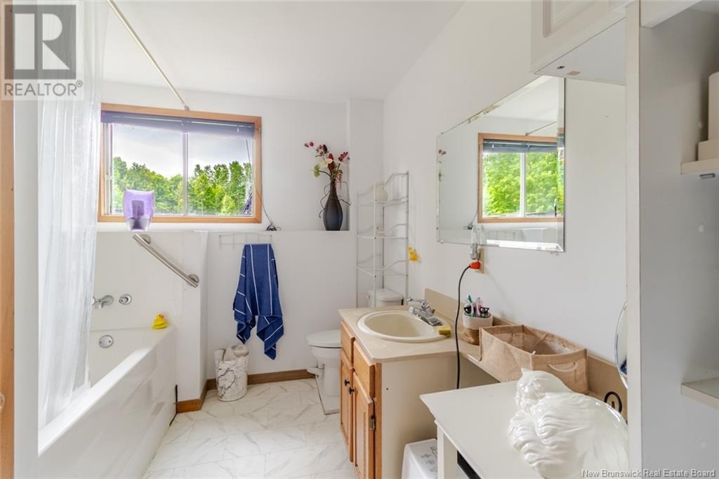 4345 Route 105, Upper Queensbury, New Brunswick  E6G 1X8 - Photo 21 - NB122744