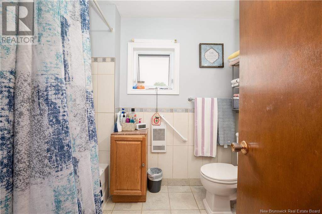 125 Elmwood Drive, Moncton, New Brunswick  E1A 1X2 - Photo 18 - NB122717