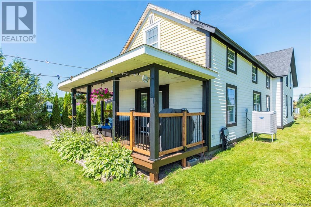 329 Main Street, Sackville, New Brunswick  E4L 3H2 - Photo 13 - NB122686