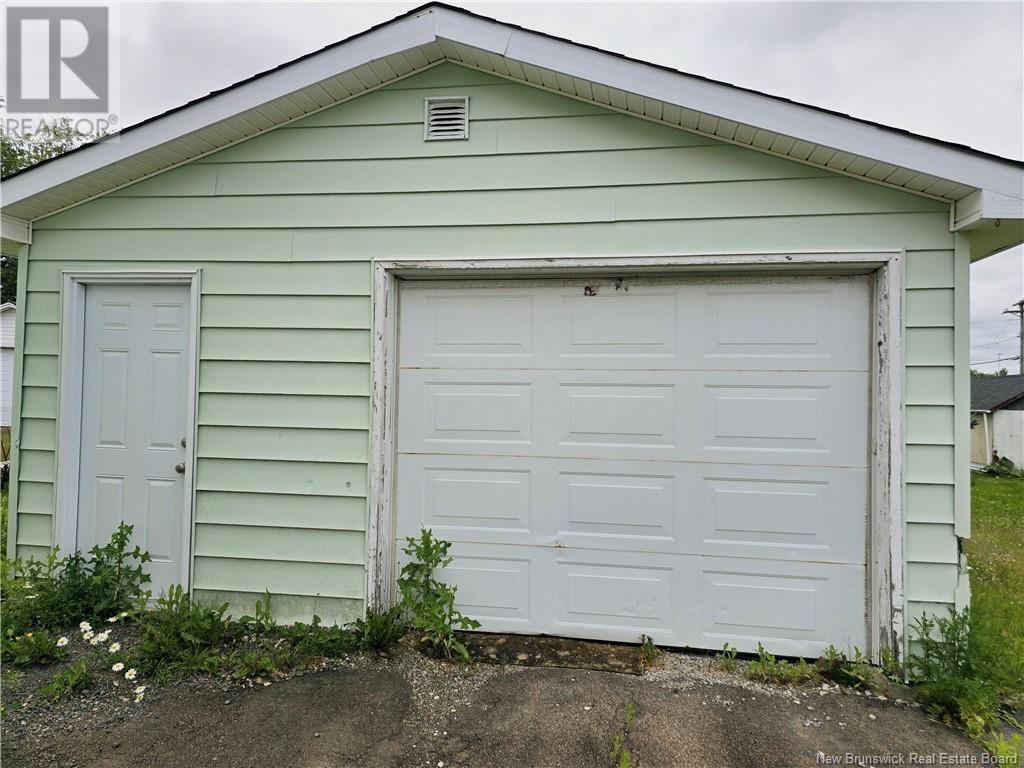 200 Waverley Avenue, Moncton, New Brunswick  E1C 7V4 - Photo 8 - NB122713