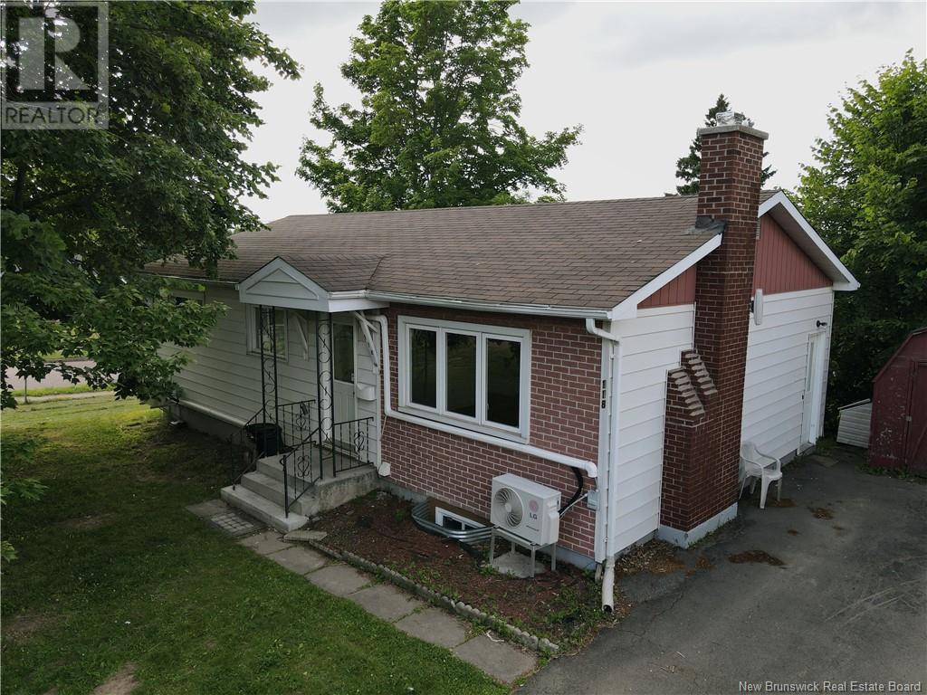 118 Drummond Street, Moncton, New Brunswick  E1A 2Z4 - Photo 5 - NB122784