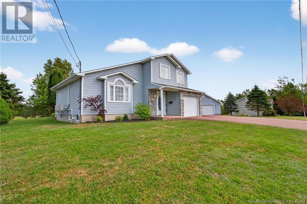 250 Henri, Memramcook, New Brunswick  E4K 2H4 - Photo 2 - NB122819