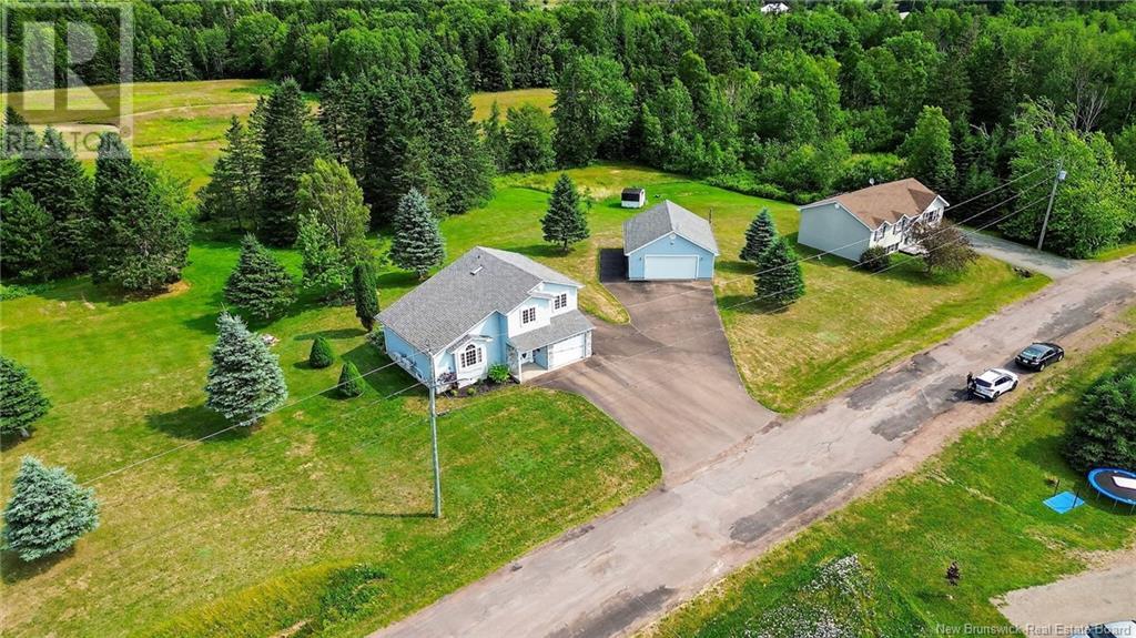250 Henri, Memramcook, New Brunswick  E4K 2H4 - Photo 6 - NB122819