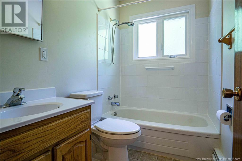 84 Topcliffe Crescent, Fredericton, New Brunswick  E3B 4P9 - Photo 15 - NB122731