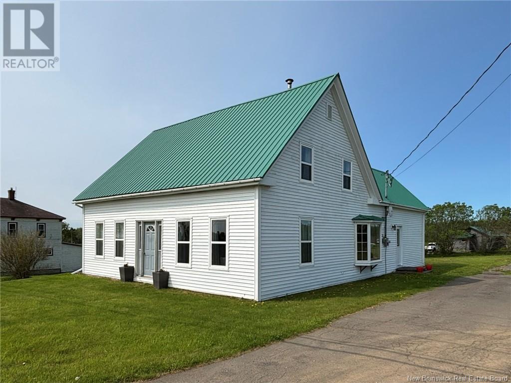 844 Route 776, Grand Manan, New Brunswick  E5G 2E2 - Photo 1 - NB122841