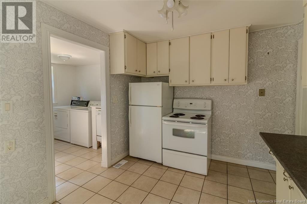 361 Hampton Road, Quispamsis, New Brunswick  E2E 4T9 - Photo 5 - NB122044
