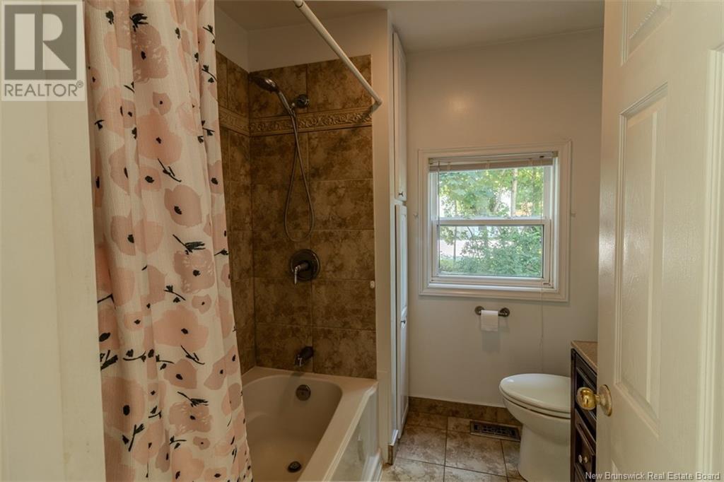361 Hampton Road, Quispamsis, New Brunswick  E2E 4T9 - Photo 7 - NB122044
