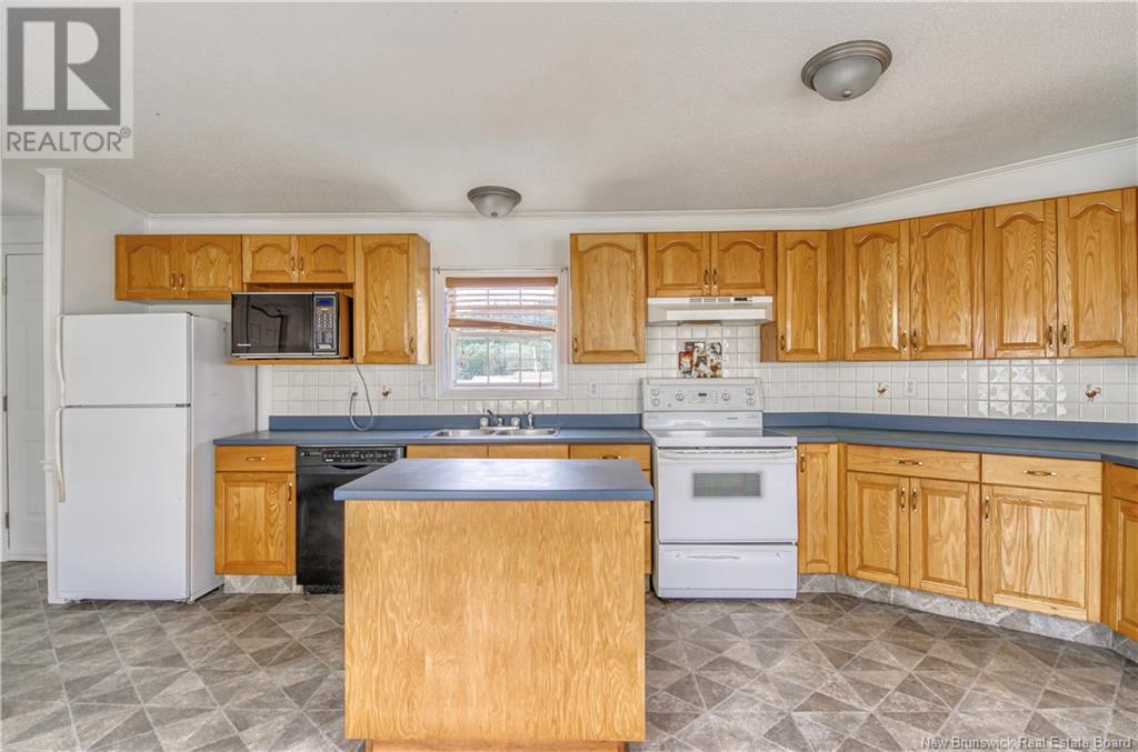 226 Purdy Drive, Saint John, New Brunswick  E2H 2R3 - Photo 5 - NB122873