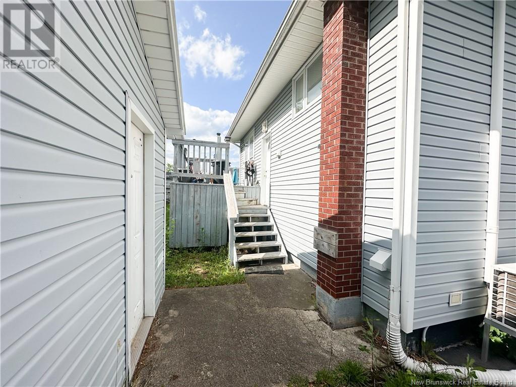 74-76 Oakland Avenue, Moncton, New Brunswick  E1C 7P1 - Photo 32 - NB122803