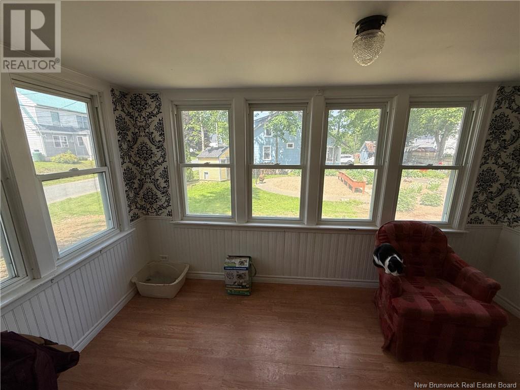 111 Queen Street, Woodstock, New Brunswick  E7M 2N1 - Photo 10 - NB122527