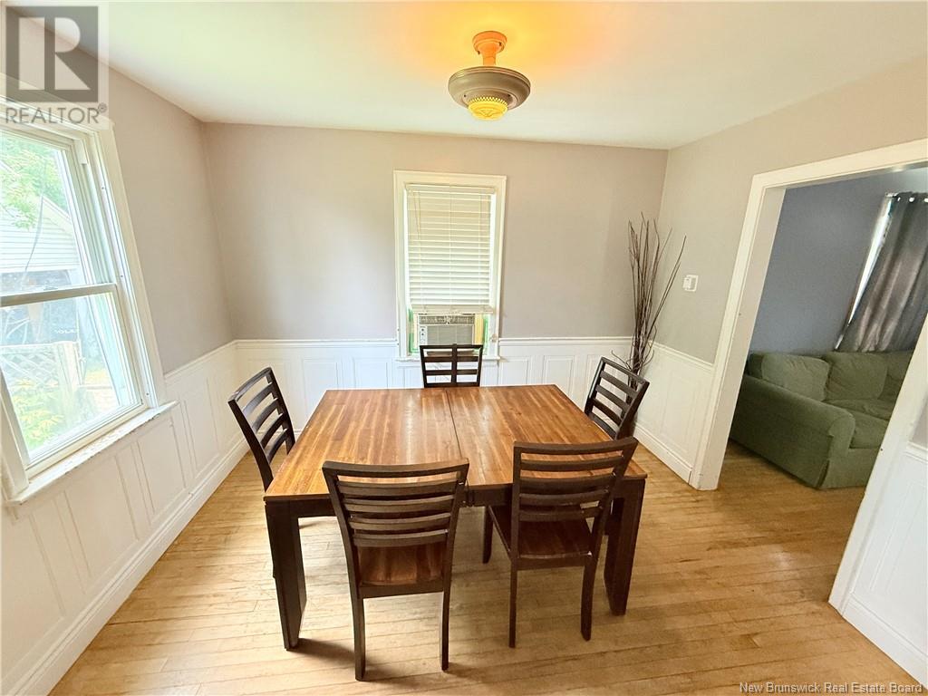 111 Queen Street, Woodstock, New Brunswick  E7M 2N1 - Photo 7 - NB122527