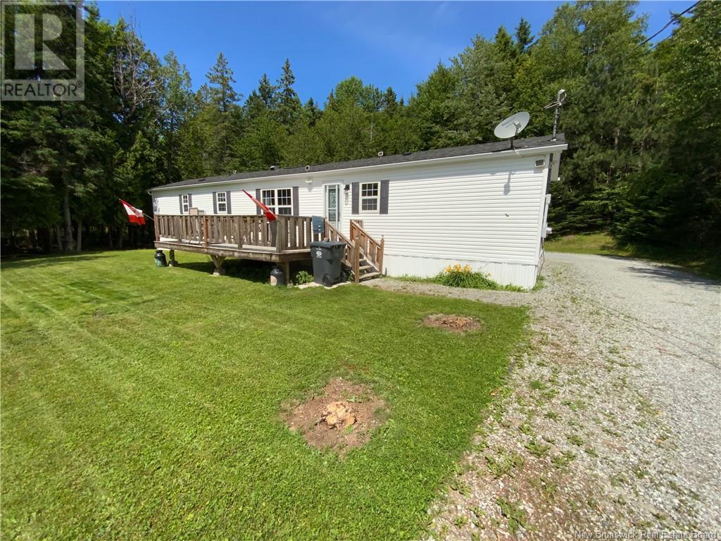 75 Bonney Road, Hampton, New Brunswick  E5N 7A1 - Photo 3 - NB122812