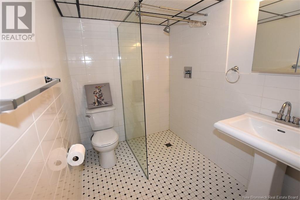 80 Burpee Street, Fredericton, New Brunswick  E3A 1L9 - Photo 37 - NB122820