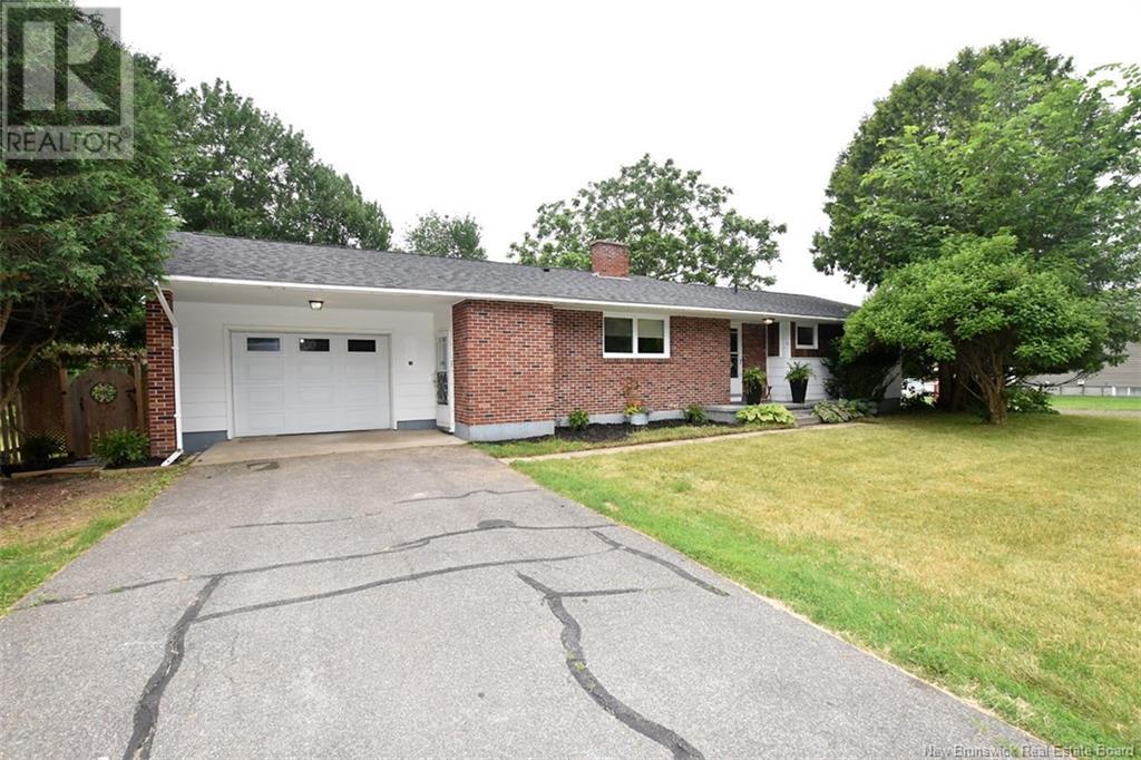 80 Burpee Street, Fredericton, New Brunswick  E3A 1L9 - Photo 4 - NB122820