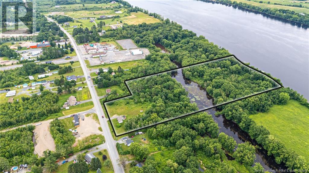240 105 Route, Maugerville, New Brunswick  E3A 8P1 - Photo 2 - NB122897