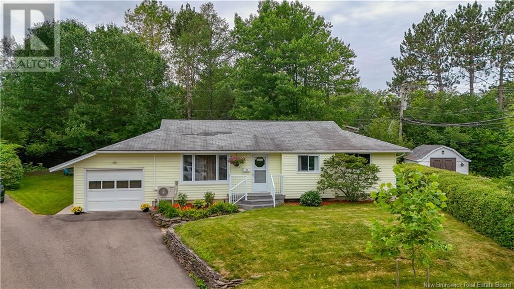 68 Manchester Court, Fredericton, New Brunswick  E3B 4P2 - Photo 1 - NB122732