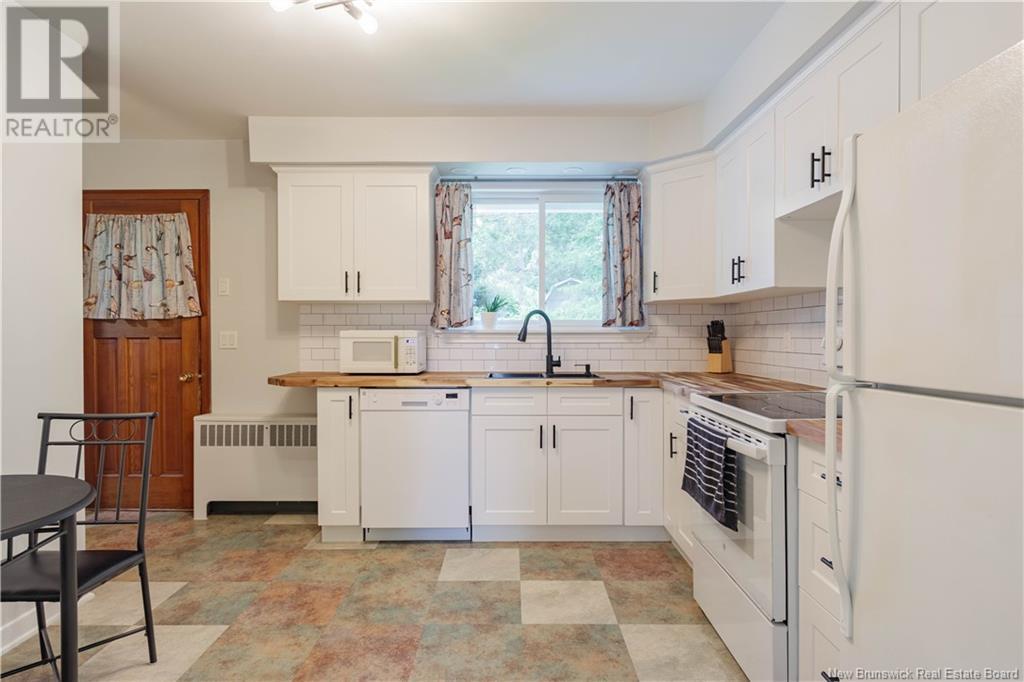 68 Manchester Court, Fredericton, New Brunswick  E3B 4P2 - Photo 10 - NB122732