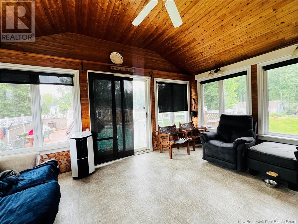 29 Jason, North Tetagouche, New Brunswick  E2A 4Y8 - Photo 37 - NB122915