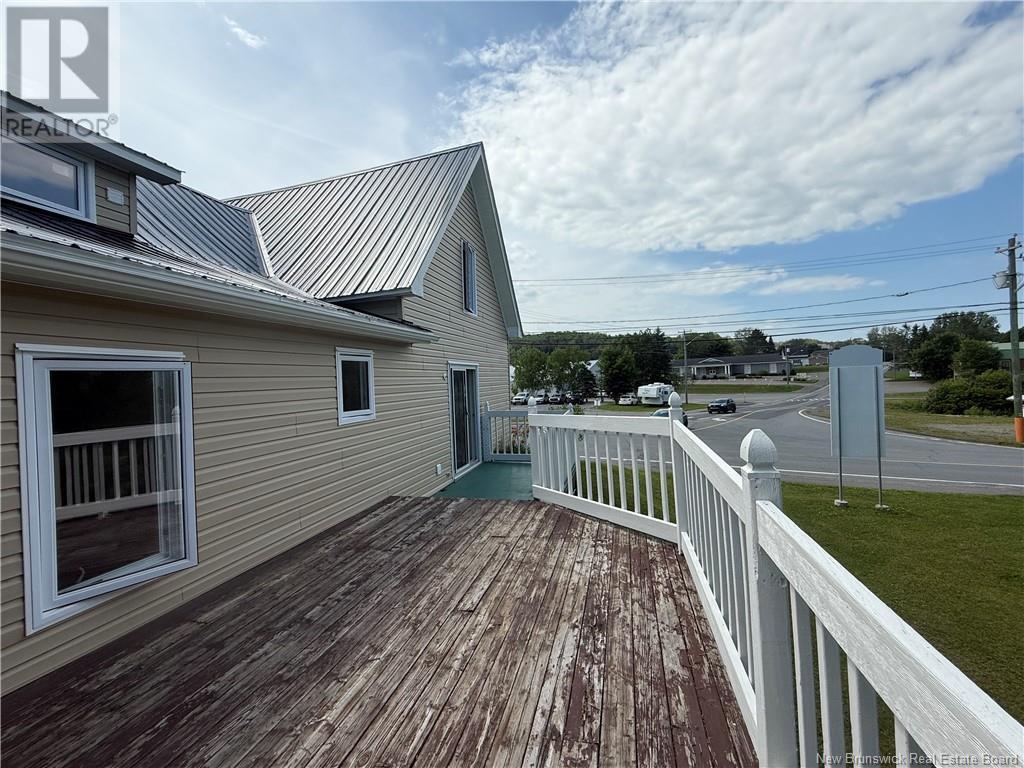 262 Main Street, Grand Falls, New Brunswick  E3Z 2V7 - Photo 22 - NB122937