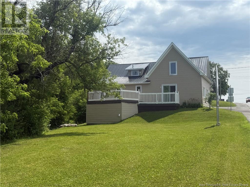 262 Main Street, Grand Falls, New Brunswick  E3Z 2V7 - Photo 24 - NB122937