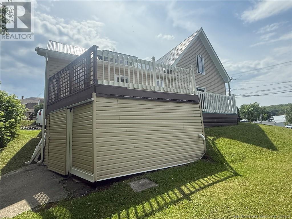 262 Main Street, Grand Falls, New Brunswick  E3Z 2V7 - Photo 26 - NB122937