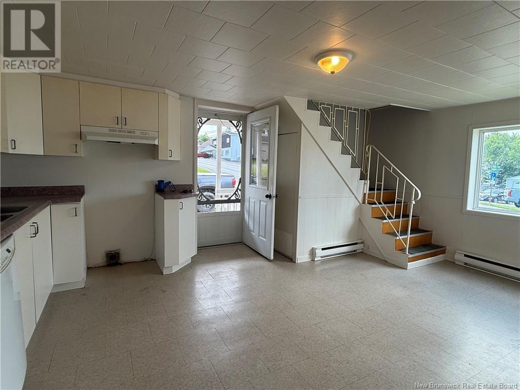 262 Main Street, Grand Falls, New Brunswick  E3Z 2V7 - Photo 7 - NB122937